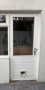 Witte houten buitendeur met Kattenluik, Ophalen, Gebruikt, 80 tot 100 cm, Buitendeur