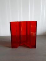 3 stuks rode glazen vaasjes, Minder dan 50 cm, Glas, Gebruikt, Ophalen of Verzenden