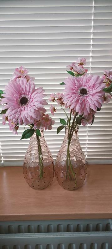 SALE! Flower Vase with flower beschikbaar voor biedingen