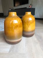 Twee mooie Vince Vazen (Leen bakker), Ophalen of Verzenden, Zo goed als nieuw, Geel, Minder dan 50 cm