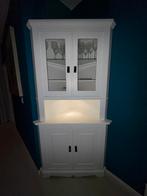 Witte hoekkast met glazen deuren, Huis en Inrichting, Kasten | Vitrinekasten, Ophalen, Minder dan 50 cm, Zo goed als nieuw, 150 tot 200 cm