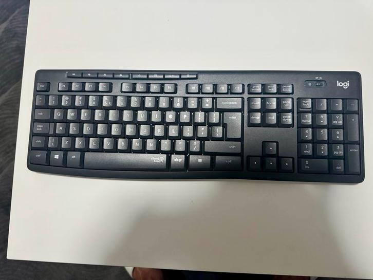 Nieuw Logi toetsenbord, Computers en Software, Toetsenborden, Nieuw, Qwerty, Draadloos, Ophalen of Verzenden