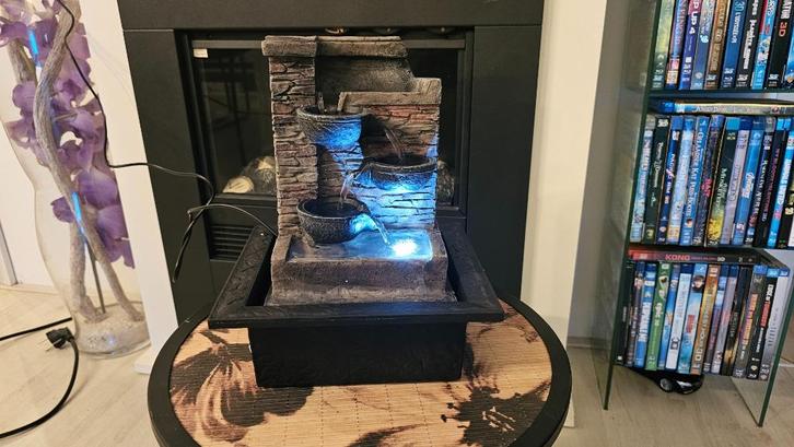 Superleuke Kamerfontein! Incl Licht! NIEUW!, Tuin en Terras, Waterpartijen en Fonteinen, Nieuw, Fontein, Kunststof, Ophalen of Verzenden