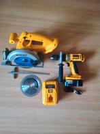 DeWalt Cirkelzaag en schroeftol, Ophalen, Cirkelzaag, Zo goed als nieuw, 30 tot 70 mm