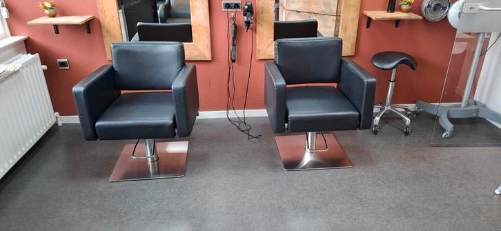 Kappersstoelen 2 stuks, Huis en Inrichting, Stoelen, Zo goed als nieuw, Twee, Ophalen of Verzenden