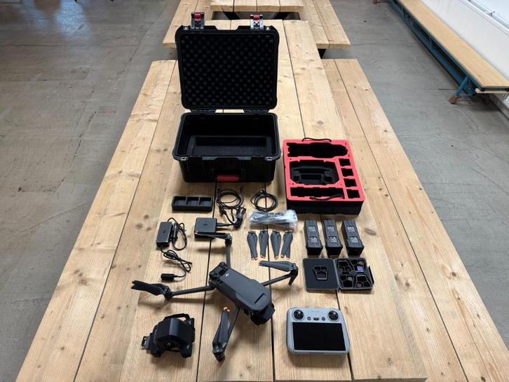 DJI Mavic Pro 3 Fly More Combo RC SmartController + Hardcase, Audio, Tv en Foto, Drones, Nieuw, Drone met camera, Ophalen of Verzenden