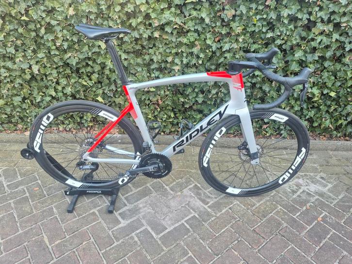Ridley Noah Fast racefiets met Ultegra 12 speed Di2, Fietsen en Brommers, Fietsen | Racefietsen, Zo goed als nieuw, Overige merken