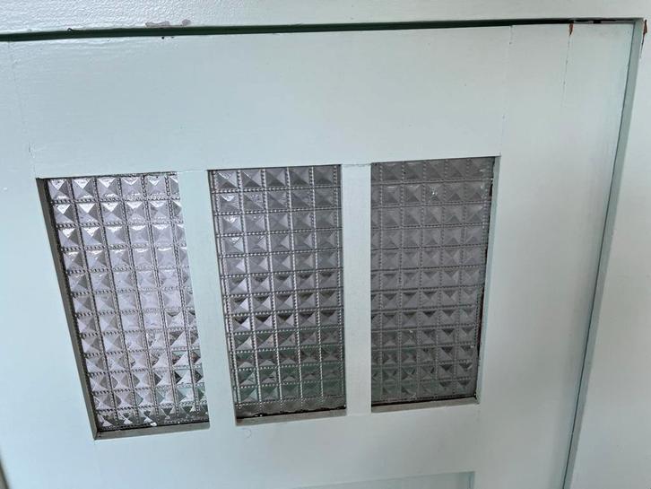 Antieke Meiden Kast met Glas Details Mintgroen Vintage, Antiek en Kunst, Antiek | Meubels | Kasten, Ophalen