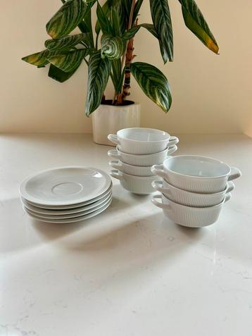 Nieuwe witte soepkom + schotel Royal Porcelain. alles 35,-  beschikbaar voor biedingen