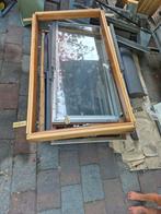 Velux GGL 308 2 stuks en electr rolluik tbv ggl308, Ophalen, Gebruikt, Minder dan 80 cm, Dakraam