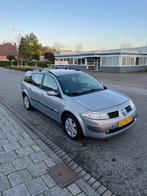 Renault Mégane Grand Tour 1.6-16V Dynamique Comfort, Stof, Gebruikt, Zwart, 4 cilinders