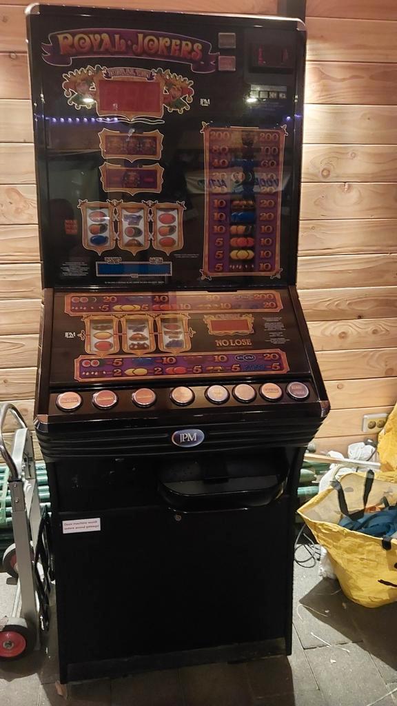ROYAL JOKERS, Verzamelen, Automaten | Gokkasten en Fruitautomaten, Overige munten, Ophalen