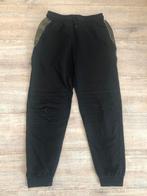 Stoere Primark joggingbroek trainingsbroek zwart ritsen 164, Broek, Ophalen of Verzenden, Zo goed als nieuw, Primark