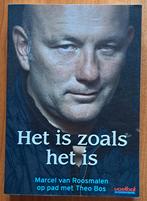 Theo Bos - Het is wat het is - door Marcel van Roosmalen, Boeken, Sportboeken, Nieuw, Ophalen of Verzenden, Marcel van Roosmalen