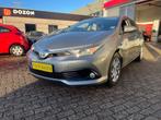 Toyota Auris 1.8 Hybrid Executive facelift in top staat, 28 km/l, Gebruikt, 4 cilinders, Leder en Stof