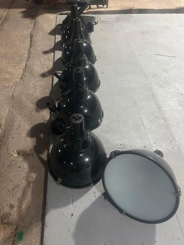 Industriële Hanglampen - IJzer beschikbaar voor biedingen