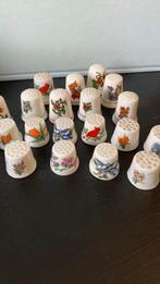 20 bloemen vingerhoedjes, Verzamelen, Vingerhoedjes, Ophalen of Verzenden, Zo goed als nieuw, Porselein