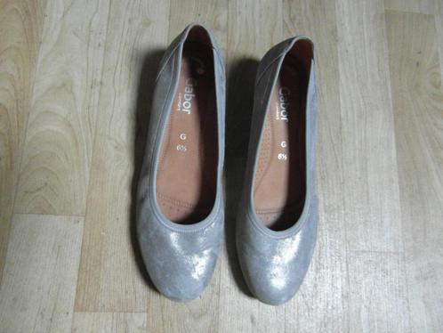 Grijze schoenen Gabor, Kleding | Dames, Schoenen, Zo goed als nieuw, Schoenen met lage hakken, Grijs, Ophalen of Verzenden