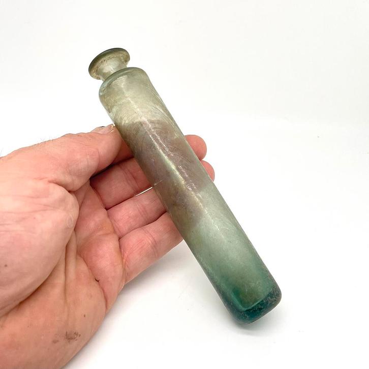 Medicijnflesje - 17e/18e eeuw - bodemvondsten - antiek glas, Antiek en Kunst, Antiek | Glas en Kristal, Ophalen of Verzenden