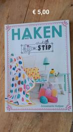Haakboek, haken met studio Hip en Stip, Patroon of Boek, Gebruikt, Ophalen of Verzenden, Haken