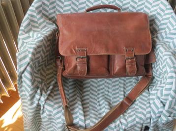 Aunts & Uncles, Hunter Big Finn aktetas leer 40cm laptopvak beschikbaar voor biedingen