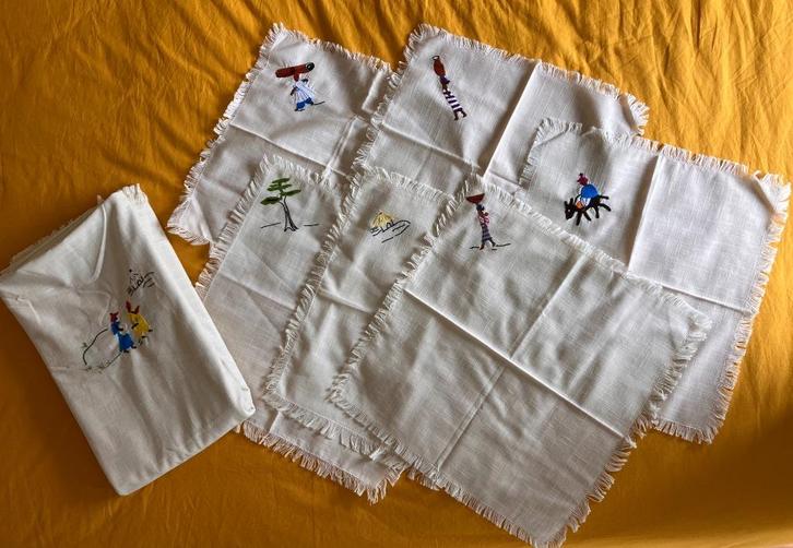 handgemaakt tafekleed + 6 servetten uit Kenia, Huis en Inrichting, Tafelkleden, Nieuw, Rechthoek, Binnen, Buiten, Ophalen of Verzenden