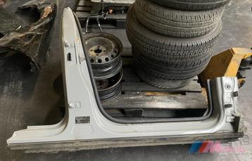 SKODA KAROQ A STIJL SNIJDEEL  beschikbaar voor biedingen