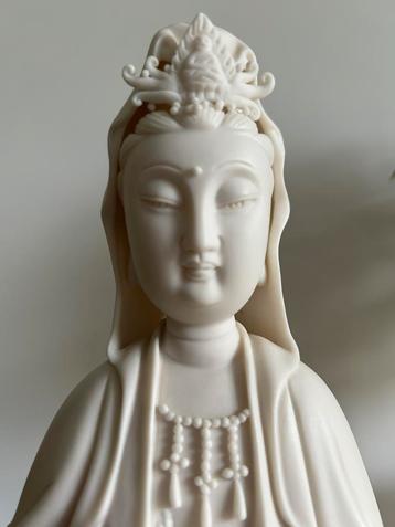 Chinese GUANYIN kwanyin (godin) wit bisquit porselein beschikbaar voor biedingen