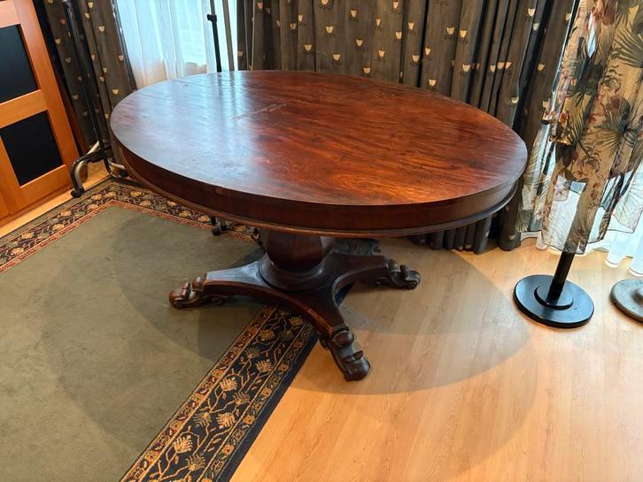 Antieke ovale tafel met zware poot, Antiek en Kunst, Antiek | Meubels | Tafels, Ophalen