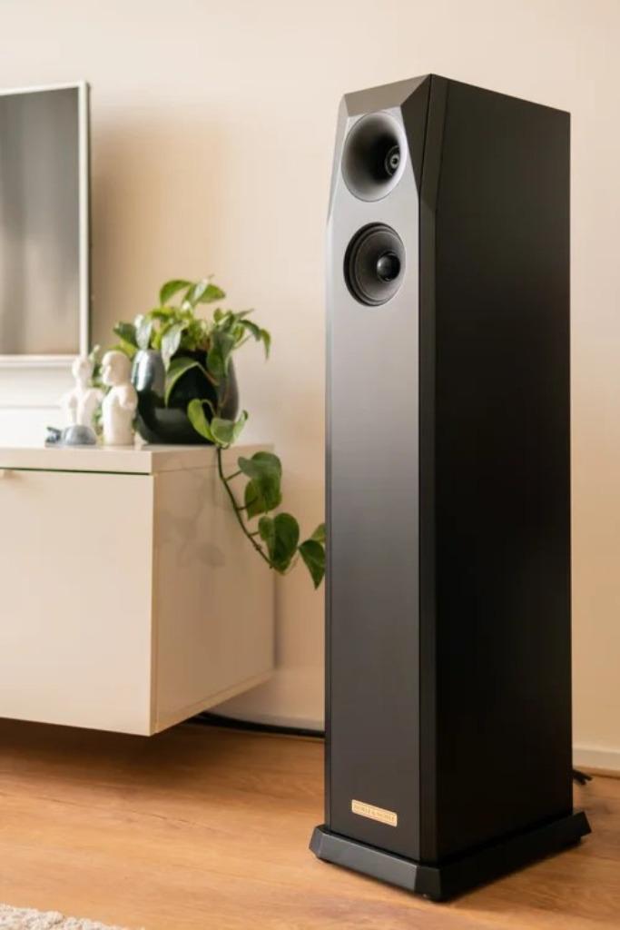 MC A4 luidsprekers, Audio, Tv en Foto, Luidsprekers, Zo goed als nieuw, Front, Rear of Stereo speakers, 60 tot 120 watt, Overige merken