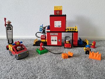 Duplo set 4664 en 3655 - Brandweerkazerne beschikbaar voor biedingen