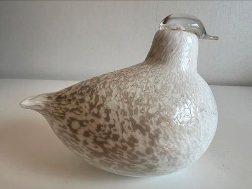Iittala Oiva Toikka Birds Willow Grouse Wit met Creme 1981, Antiek en Kunst, Kunst | Designobjecten, Ophalen of Verzenden