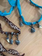 Nieuw armband bruin blauw turquoise stof bedels panter, Ophalen of Verzenden, Nieuw, Blauw, Met bedels of kralen