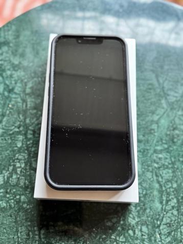 iPhone 13 Roze - krasvrij inclusief Burga iphonehoes beschikbaar voor biedingen