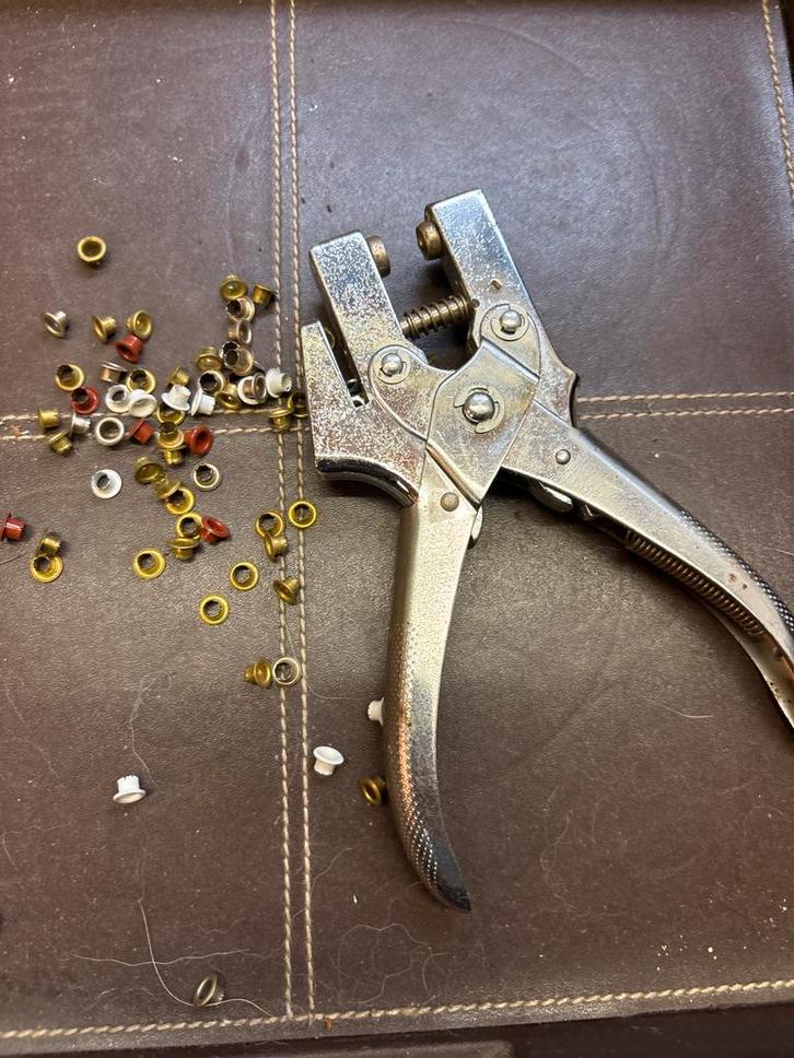 Oogjestang met Oogjes - Handgereedschap, Hobby en Vrije tijd, Naaien en Fournituren, Gebruikt, Overige typen, Ophalen