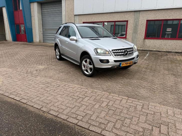 ML 320CDI Grijs Kenteken in Prachtige en onderhouden staat!, Auto's, Bestelauto's, Particulier, 4x4, ABS, Achteruitrijcamera, Alarm