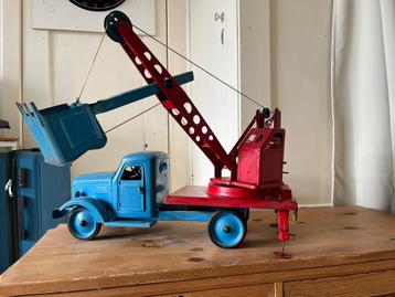 Truck / graafmachine vintage / retro beschikbaar voor biedingen