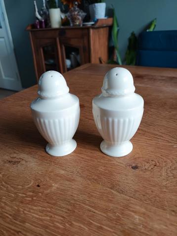 Wedgwood Edme Peper en Zoutstel beschikbaar voor biedingen
