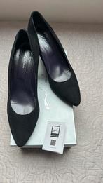 Suede pump, Kleding | Dames, Schoenen, Pumps, Lilian, Zwart, Ophalen of Verzenden