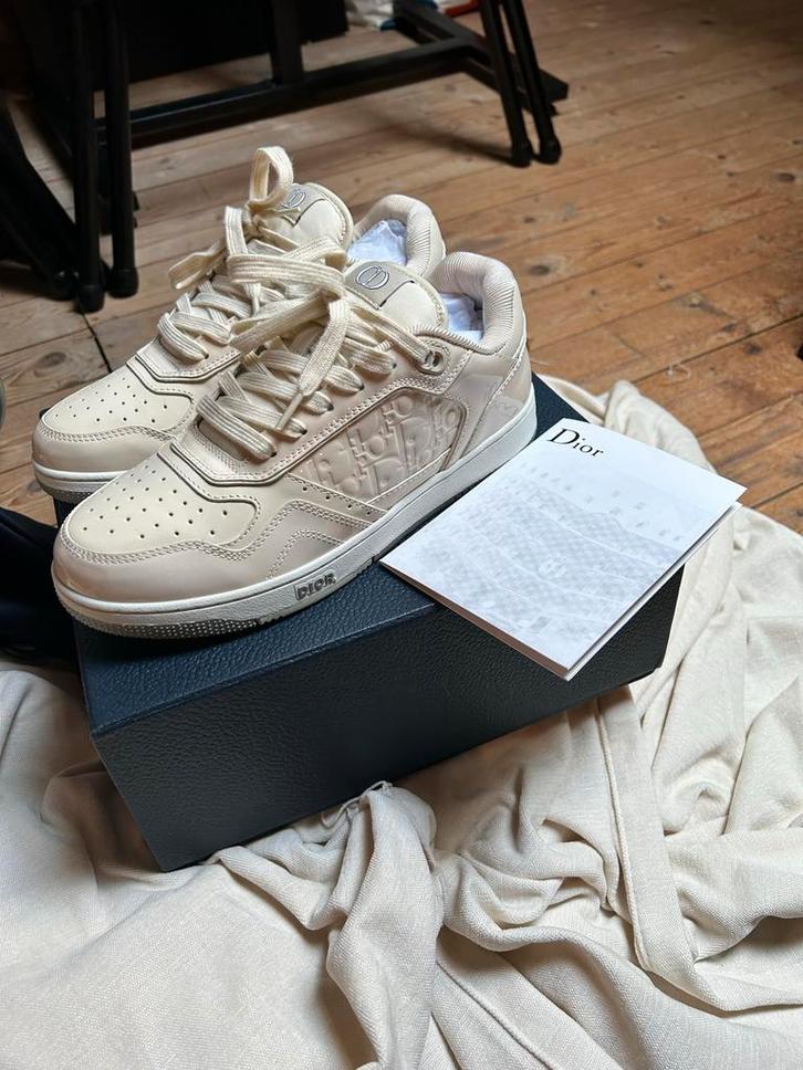 Nieuwe Dior Sneakers Maat 42 Beige, Kleding | Dames, Schoenen, Nieuw, Sneakers of Gympen, Beige, Ophalen of Verzenden