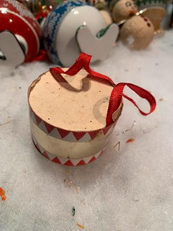 #kerst antieke kerstbal trommel volkskunst beschikbaar voor biedingen