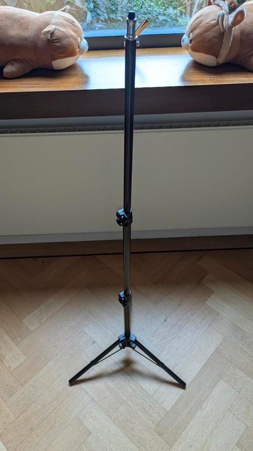 110cm Universal Portable Bracket  Projector/ beamer, Audio, Tv en Foto, Beamer-accessoires, Zo goed als nieuw, Beamerbeugel, Ophalen