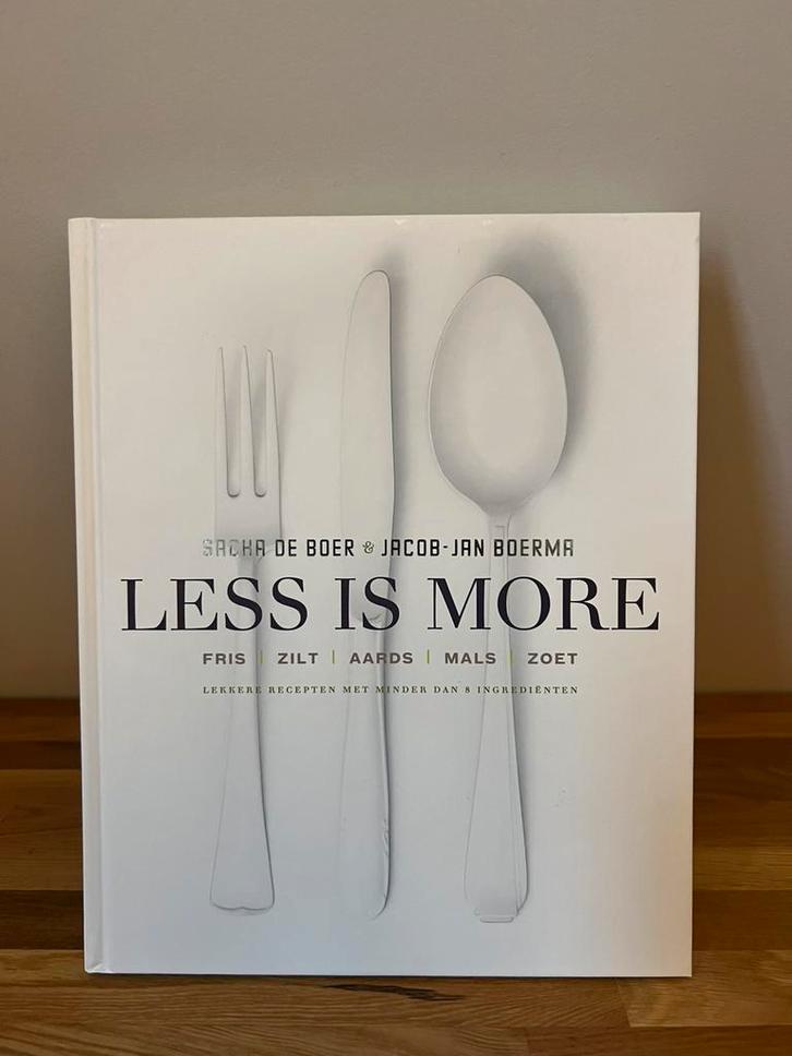 Sacha de Boer - Less is more, Boeken, Kookboeken, Zo goed als nieuw, Voorgerechten en Soepen, Hoofdgerechten, Taart, Gebak en Desserts