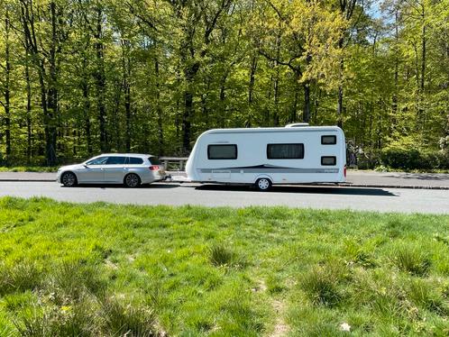 Hobby 540 Kmfe Airco & Mover, Caravans en Kamperen, Caravans, Particulier, tot en met 6, 1500 - 2000 kg, Treinzit, Hobby, Vast bed