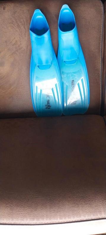 Zwem flippers, 36/37 size 3/4 beschikbaar voor biedingen