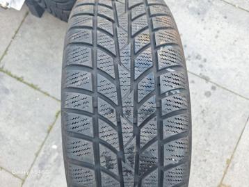 Winterbanden met velg beschikbaar voor biedingen