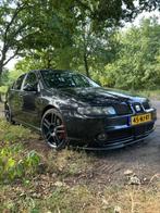 Seat Leon 2.8 V6 150KW 4WD 2003 Zwart, Auto's, Zwart, Leon, Zwart, Origineel Nederlands