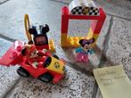 Duplo Mickey met raceauto, Minnie Mouse er extra bij, Ophalen of Verzenden