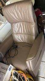 Electrische stoel, Huis en Inrichting, Fauteuils, Ophalen, Kunststof, Gebruikt, 75 tot 100 cm