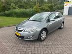 Opel Astra Sports Tourer 1.4 Edition/AIRCO/CRUISE/NAVI/PARKE, Auto's, Voorwielaandrijving, Gebruikt, 4 cilinders, Origineel Nederlands